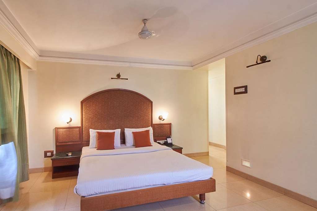 Hotel Srimaan Pune Quarto foto
