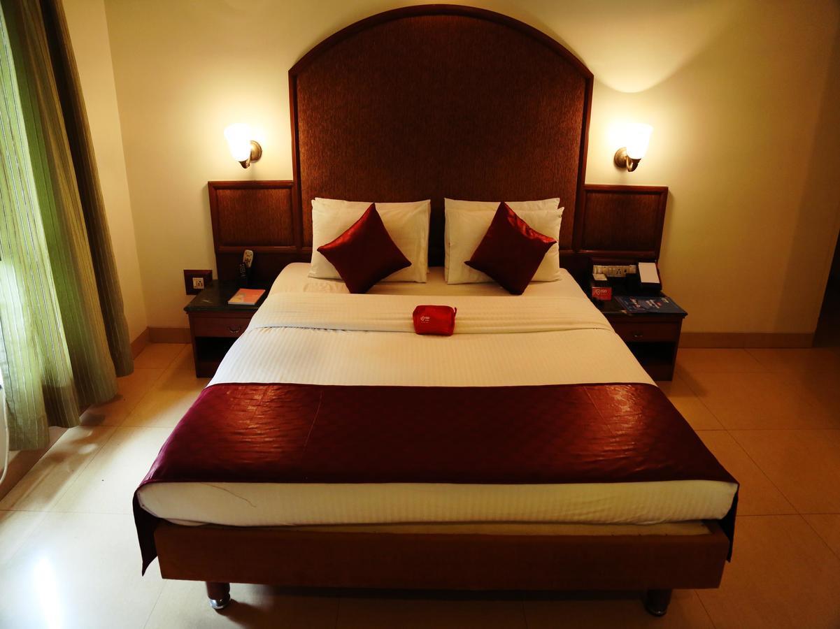 Hotel Srimaan Pune Exterior foto
