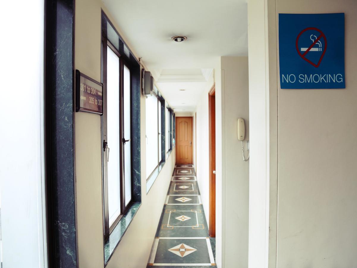 Hotel Srimaan Pune Exterior foto