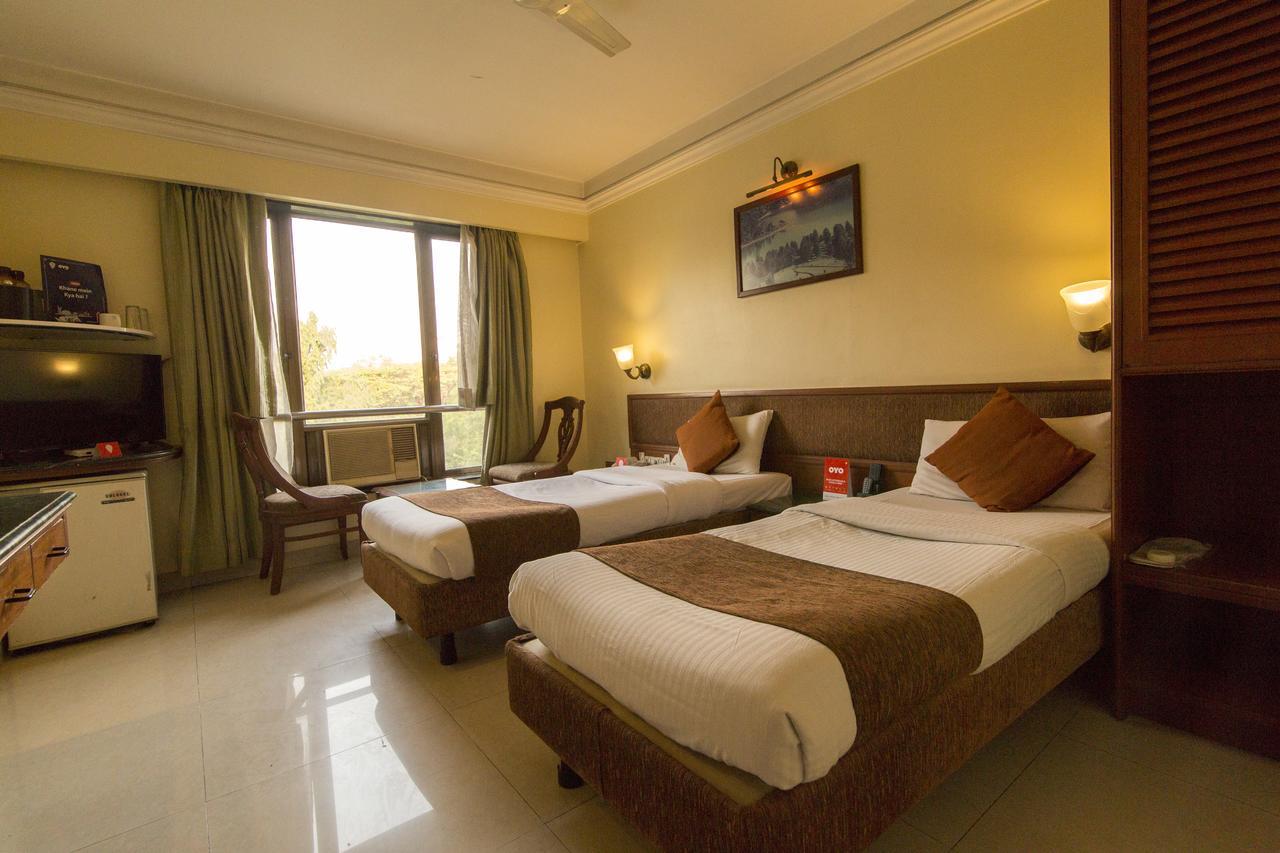 Hotel Srimaan Pune Exterior foto